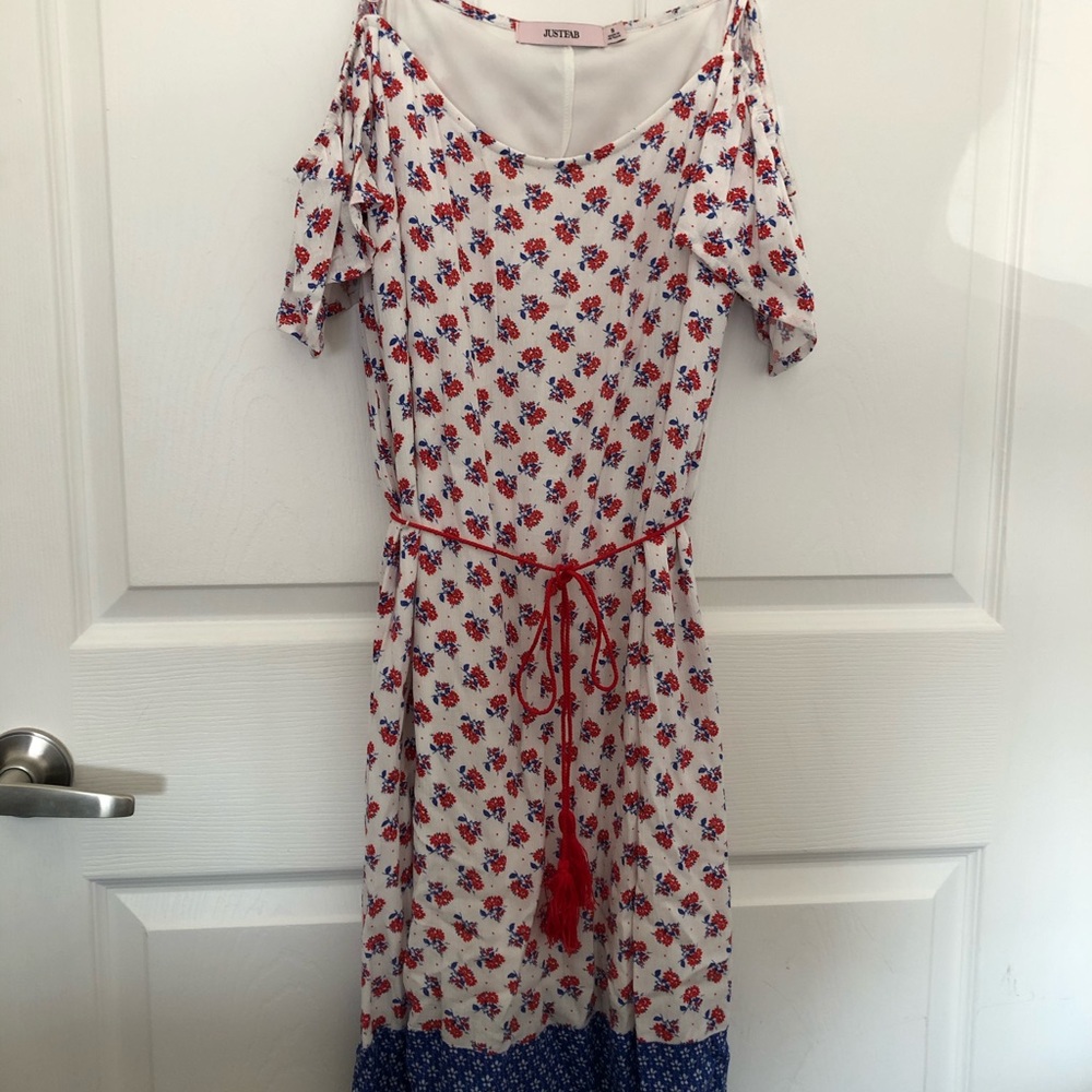 Adorable off the shoulder midi dress